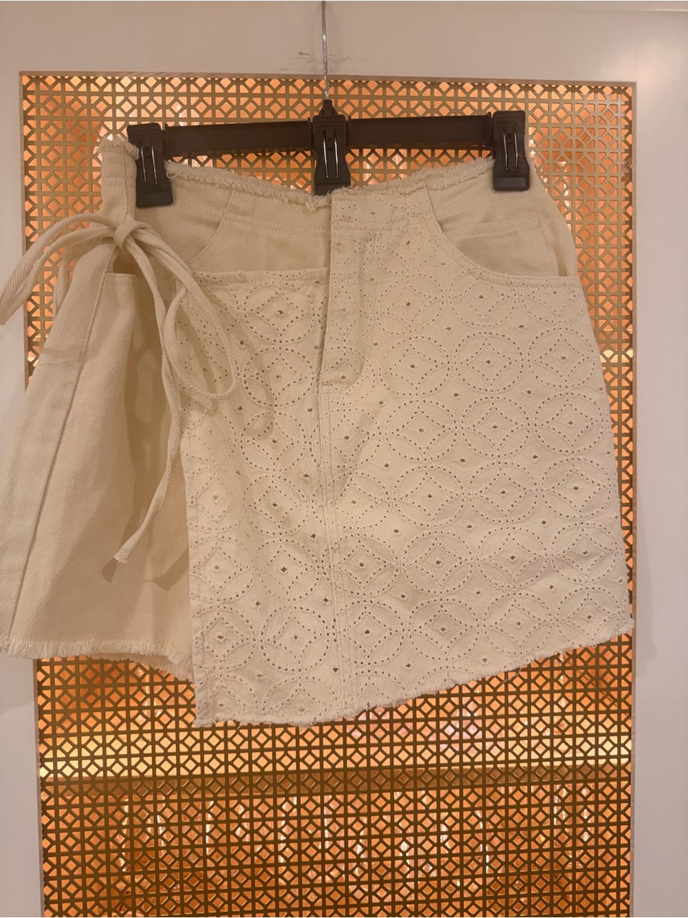 Le Lis Cream Frayed Waistband Wrap Skirt